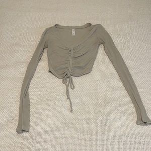 Alo Long Sleeve Cinch Crop Top - XS